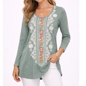 Johnny Was Embroidered Gray Long Sleeve Tunic Top Women's size Medium